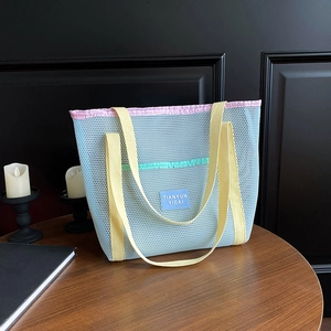 Women Mesh Tote Bag Large Capacity Color Block Breathable Polyester Mesh Shoulder Bag For Beach Fitness Swimming Shopping Travel