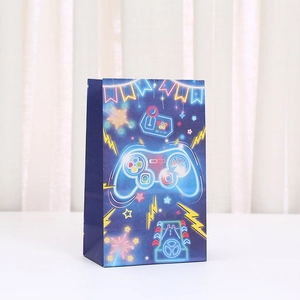 Sacchetto regalo in carta kraft con controller neon e grafiche di gioco blu con manici