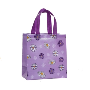 Purple daisy pattern non-woven gift bag with durable handles and 3D shopping bag structure
