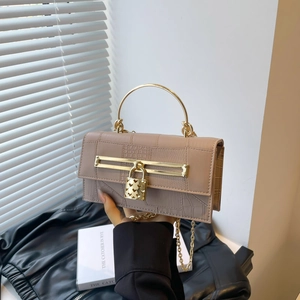 Women Crocodile Pattern PU Leather Handbag Fashion Chain Shoulder Crossbody Bag With Heart Lock Gold Handle Commuter Bag