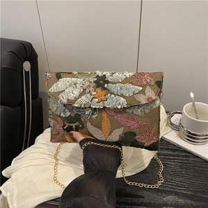 Chic sequin floral embroidered envelope crossbody bag with gold chain strap for women