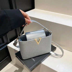 Sac à Épaule Pailleté pour Femmes Mode Boucle Métallique V Brillante Sac à Main Cuir PU Paillettes Sac Bandoulière Élégant