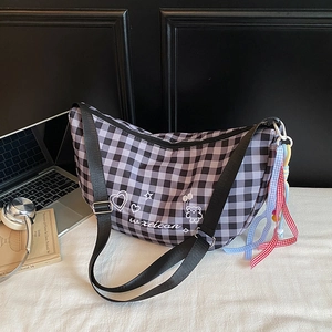 Vintage Checkered Composite Fabric Hobo Bag For Women Embroidery Bear Heart Pattern Shoulder Underarm Crossbody Bag Casual Daily