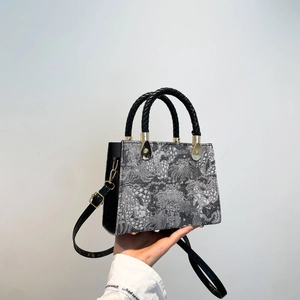 French retro printed handbag with woven handles and detachable strap for women