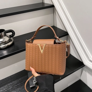 Sac à Épaule en Cuir PU Tissé pour Femmes Luxe Logo V Petit Sac Carré Bandoulière Sac à Main Minimaliste avec Bandoulière Réglable