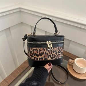 Vintage Women Leopard Print Patchwork Box Shoulder Bag PU Leather Fashion Makeup Crossbody Bag Handle Gold Zipper
