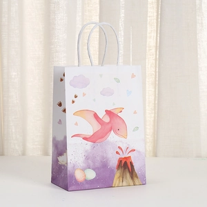 Sac cadeau en papier kraft blanc avec motif dinosaure dessin animé et poignée en corde