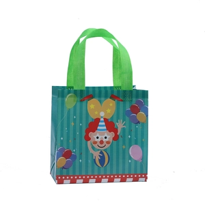 Waterproof non-woven gift bag with carnival clown print and green handles