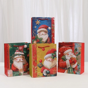 Christmas Santa Claus Paper Gift Bags With Handles For Holiday Party Favors Wrapping Cartoon Printed Goodie Bags Mixed Styles