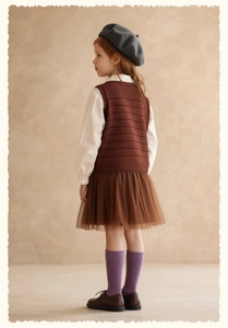 Retro girl knit vest paired with brown mesh skirt and accessories for autumn style