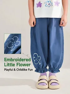 Pantaloni di jeans antizanzare per bambine con ricami floreali e polsini elastici estivi