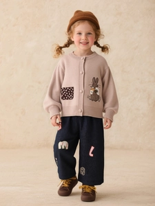 Girls cute letter denim jeans with pink knit cardigan and brown hat for autumn