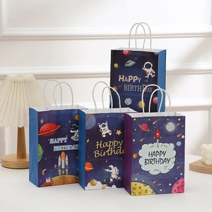 Sacs Cadeaux en Papier Thème Espace Astronaute Dessin Animé Avec Poignées pour Fête Anniversaire Enfants Impression Planète Fusée