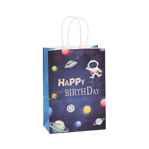 Sac cadeau astronaute en papier kraft avec motifs de planètes et Happy Birthday