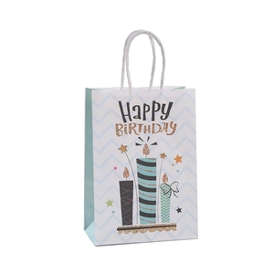Sacchetto regalo in carta compleanno a zigzag blu con candele e manico in corda