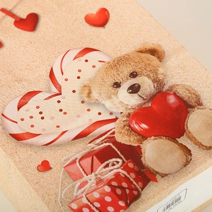 Kraft paper gift bag with teddy bear heart print in 21x15x8cm size for weddings