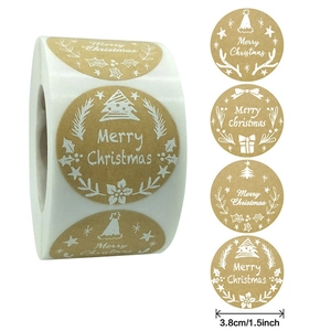 Round Kraft Paper Christmas Stickers With Merry Christmas Noel Text Festive Hand Drawn Pattern For Holiday Gift Wrapping Decoration