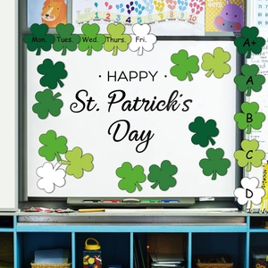 St. Patrick's Day klaver decoraties voor klaslokalen met weekdagen en cijferlabels