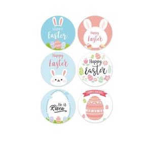 Set de pegatinas de Felices Pascuas con huevos coloridos y conejos en fondo blanco