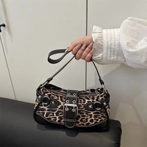 Women Retro Leopard PU Leather Underarm Bag Y2K Spicy Girl Style Shoulder Crossbody Bag With Rivet Metal Buckle Decor