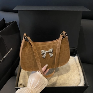 Sac sous le Bras Mode Imprimé Léopard pour Femmes Cuir PU Nœud Papillon en Métal Sac à Épaule Y2K Rétro Petit Sac à Main Carré