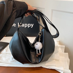 Damen Vintage PU Leder Einkaufstasche Große Kapazität Schultertasche Mit Plüsch Monster Anhänger Urban Pendler Handtasche
