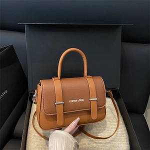 Bolso Bandolera de Cuero PU para Mujer Moda Textura Lichi Bolso de Mano Cuadrado Con Solapa Barra de Metal Decoración