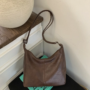 Brown vintage PU leather Hobo shoulder bag with adjustable strap and large capacity