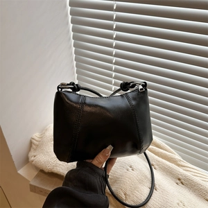 Sac Sous le Bras Rétro Minimaliste Femme en Cuir PU Mode Couleur Unie Sac à Bandoulière Avec Détail de Noeud