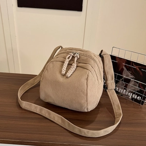Borsa a tracolla retrò in velluto a coste kaki con cerniere e tracolla regolabile