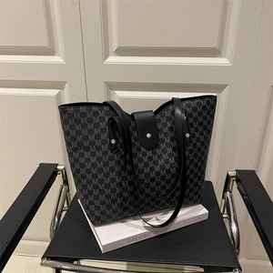 Large capacity monogram tote bag with M print and leather straps for daily commute
