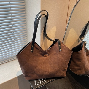 Women Large Capacity Suede Tote Bag Vintage Quilted Shoulder Bag With Metal Lock Buckle Casual Office Commuter Handbag