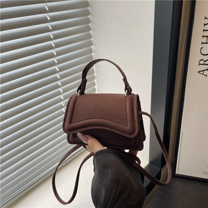 Petit Sac Carré de Mode pour Femmes Mini Bandoulière Texture Daim Tendance Couleur Unie Sac à Main Décontracté pour le Quotidien