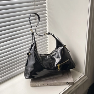 Large Glossy PU Leather Hobo Shoulder Bag For Women Fashion Solid Color Tote With Front Zipper Pocket Gold Hardware Bag