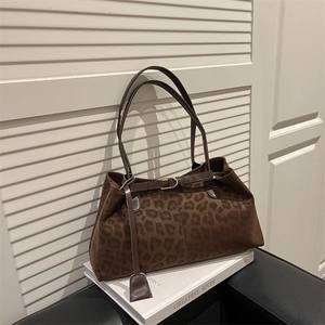 Sac Bandoulière Femme Casual Grande Capacité Imprimé Léopard Vintage Suédine Sac Fourre-Tout Sous le Bras Avec Boucle Métallique