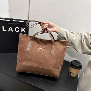 Grand Sac Fourre-tout en Cuir PU pour Femme Avec Nœud Papillon Doré Texture Daim Patchwork Sac à Épaule Décontracté Navigation Sac à Main