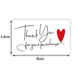 Biglietto di ringraziamento bianco con cuore rosso, dimensioni 9cm per 5,4cm
