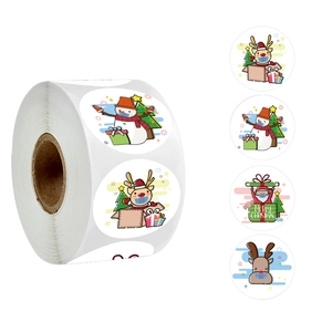 Dettaglio di adesivi rotondi Merry Christmas con pupazzo di neve e Babbo Natale mascherato
