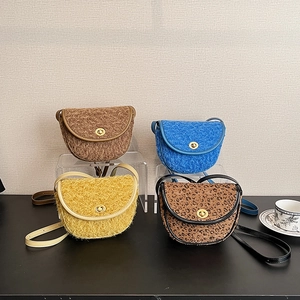 Borse a sella in peluche marrone blu giallo e leopardato con fibbie dorate