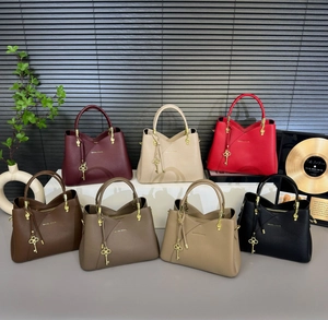 Litchi pattern leather bucket bags with V-stitch design in seven elegant colors