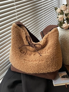 Women Winter Large Capacity Plush Bucket Bag Sherpa Suede Patchwork Crossbody Bag Drawstring Bow Embroidery Shoulder Bag