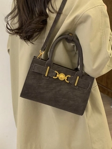 Bolso bandolera retro de ante para mujer con hebilla de corazón dorado y correa ajustable