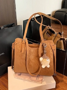 Women Large Capacity PU Leather Tote Bag With Plush Charm Drawstring Shoulder Bag Vintage Commuter Fashion Handbag