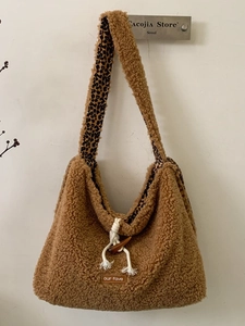Women Retro Leopard Print Plush Tote Bag Large Capacity Fleece Shoulder Bag Toggle Button Casual Autumn Winter Crossbody Bag