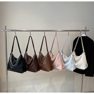 Selection of large capacity tote bags in six colors with premium lychee grain leather