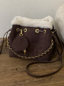 Sac Seau en Peluche de Suède Vintage pour Femmes avec Imprimé Monogramme Sac à Épaule avec Bandoulière Chaîne et Mini Pochette Ronde Mode Hivernale