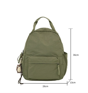 Detailed size chart showing 36x28x13cm dimensions of the olive green casual backpack