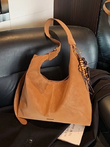 Women's Large Hobo Tote Bag Retro PU Leather Shoulder Bag With Wooden Bead Tassel Minimalist Daily Commute Bag
