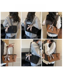 Vues multiples d'un sac cabas matelassé avec un foulard en soie élégant pour femmes