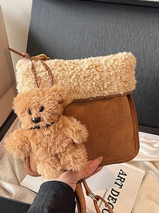 Bolso Bombonera de Gamuza Sintética Con Ribete de Sherpa y Colgante de Oso Otoño Invierno Bolso de Hombro Para Mujer Niña